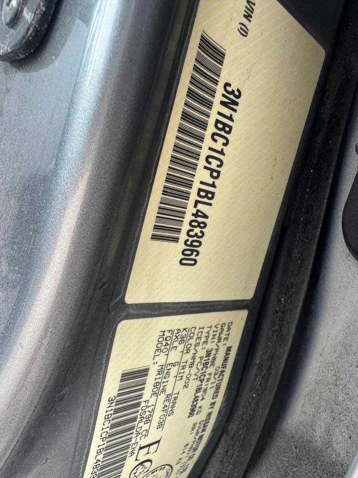 2011 Nissan Versa 1.8 S, AUTOMATIC, NOT CVT, 163KMS, CERTIFIED Photo