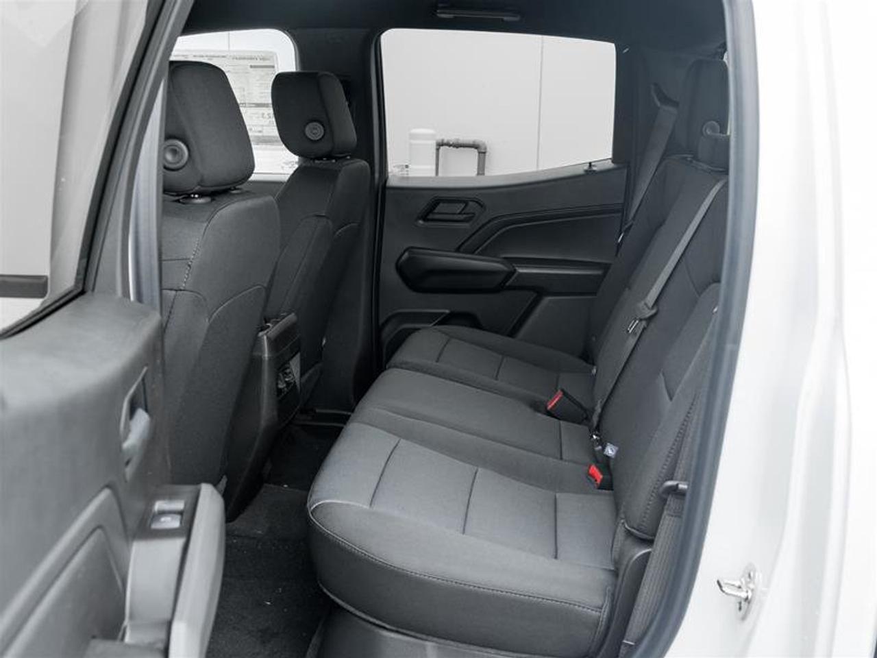 2026 Chevrolet Colorado WT Photo