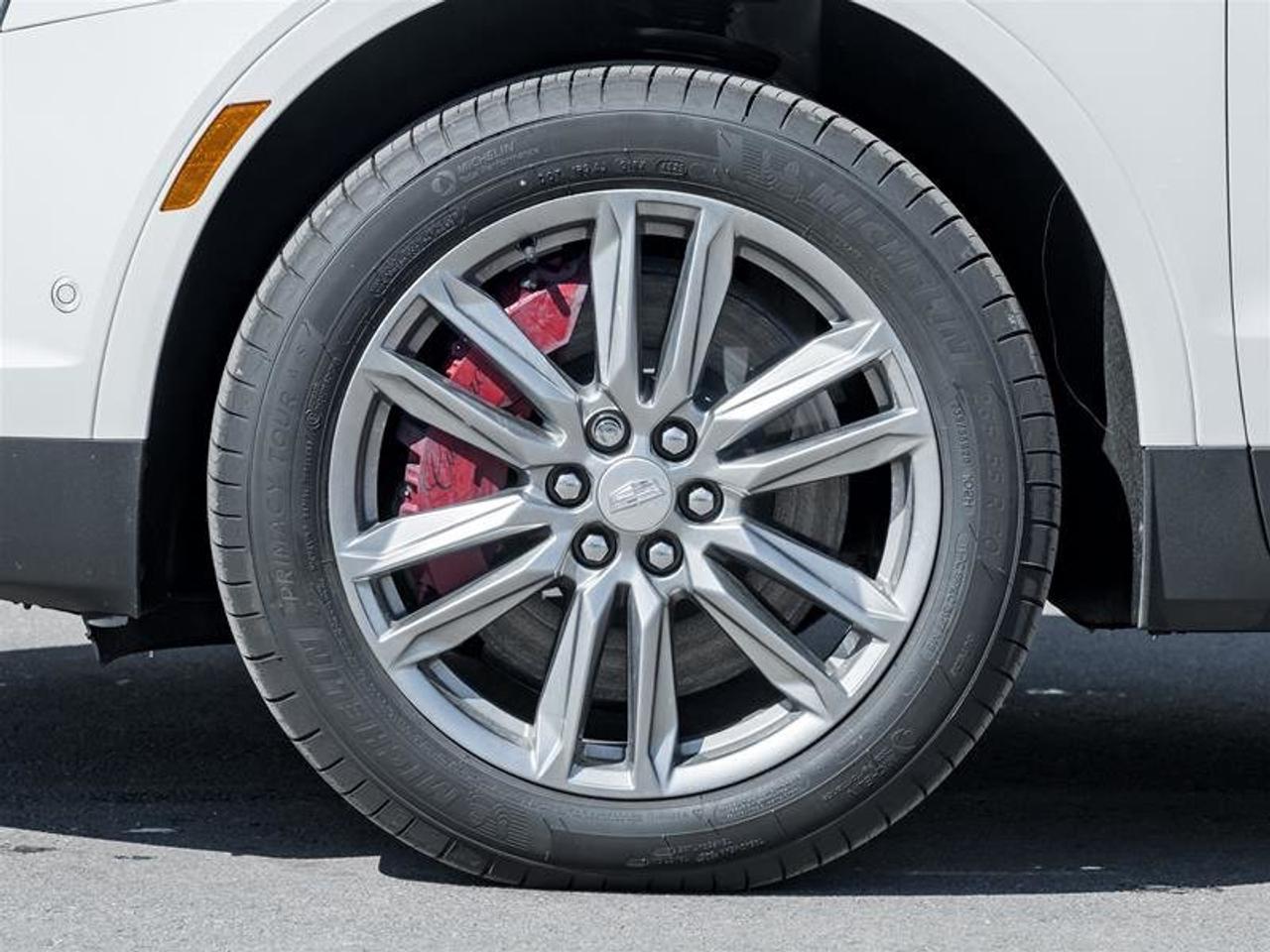 2026 Cadillac XT5 Sport Photo