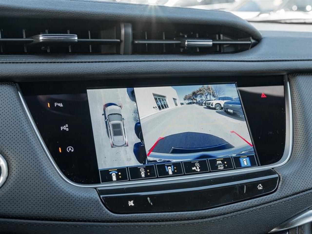 2026 Cadillac XT5 Sport Photo