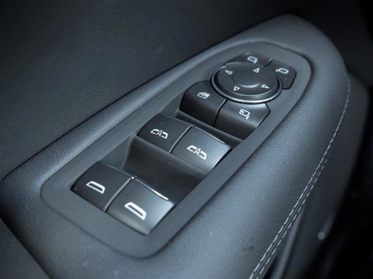 2026 Cadillac XT5 Sport Photo