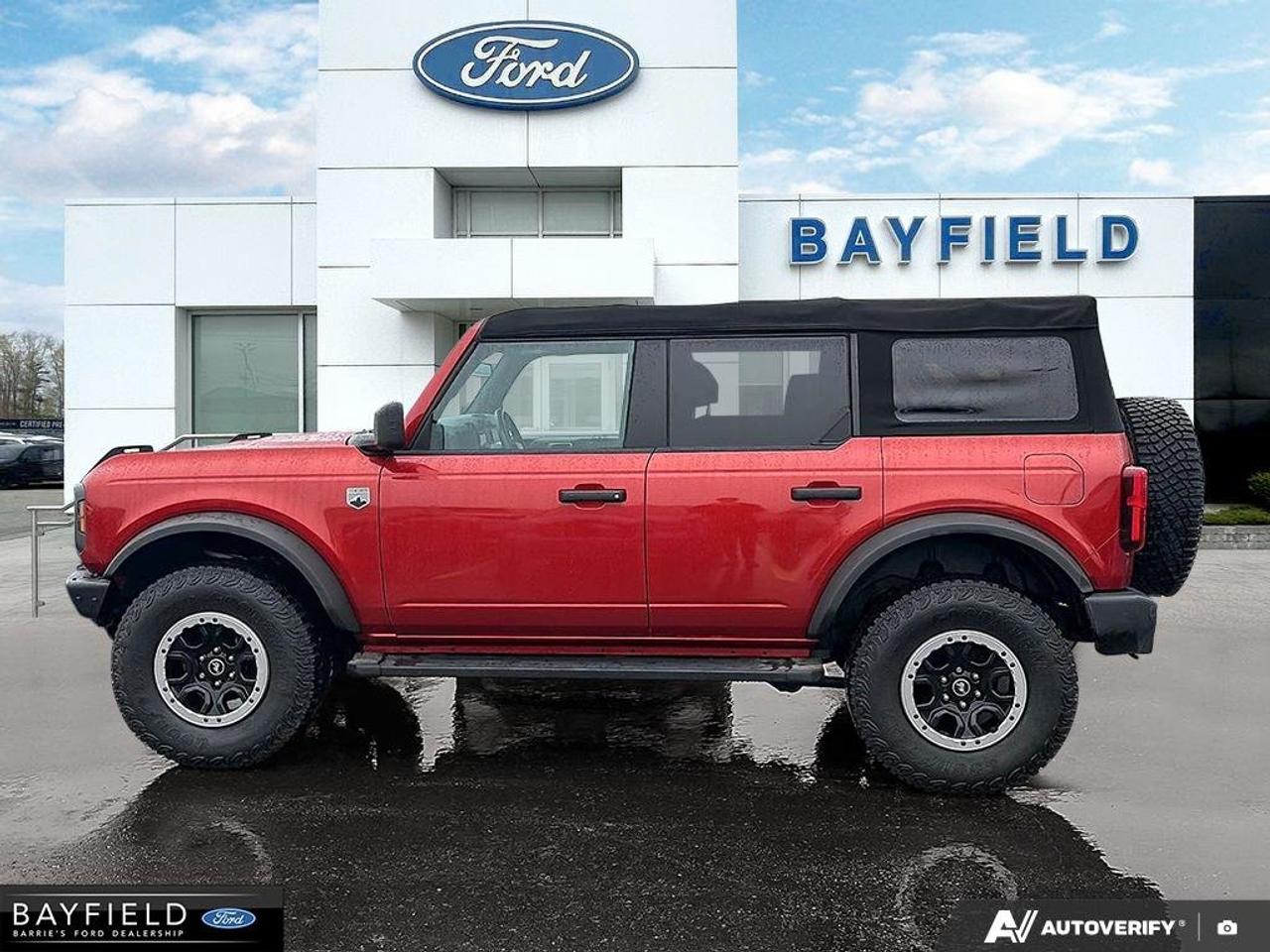 2022 Ford Bronco  Photo2