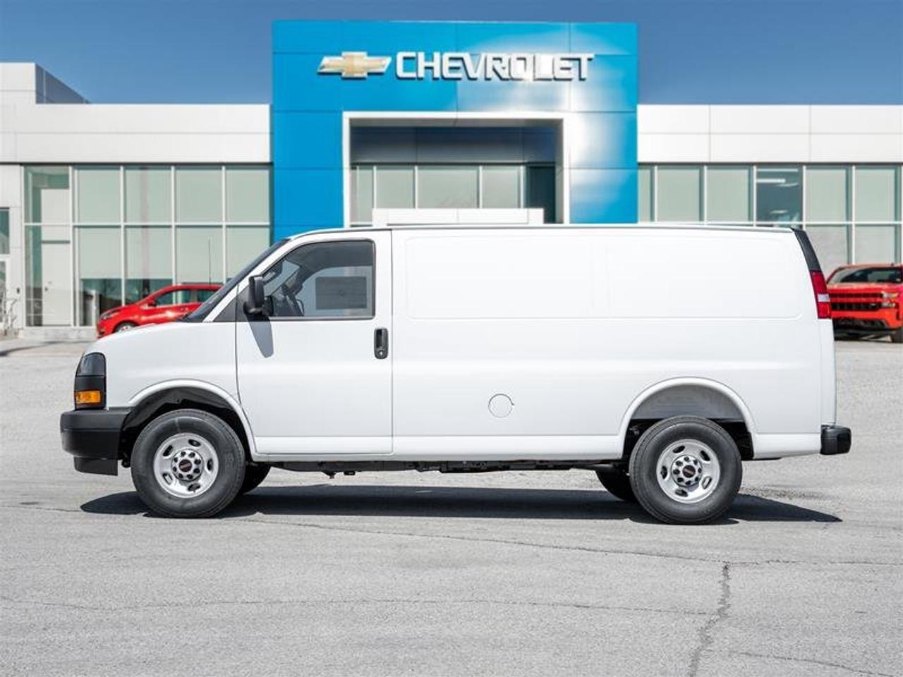 2026 GMC Savana Cargo 2500 WT 135'' Photo