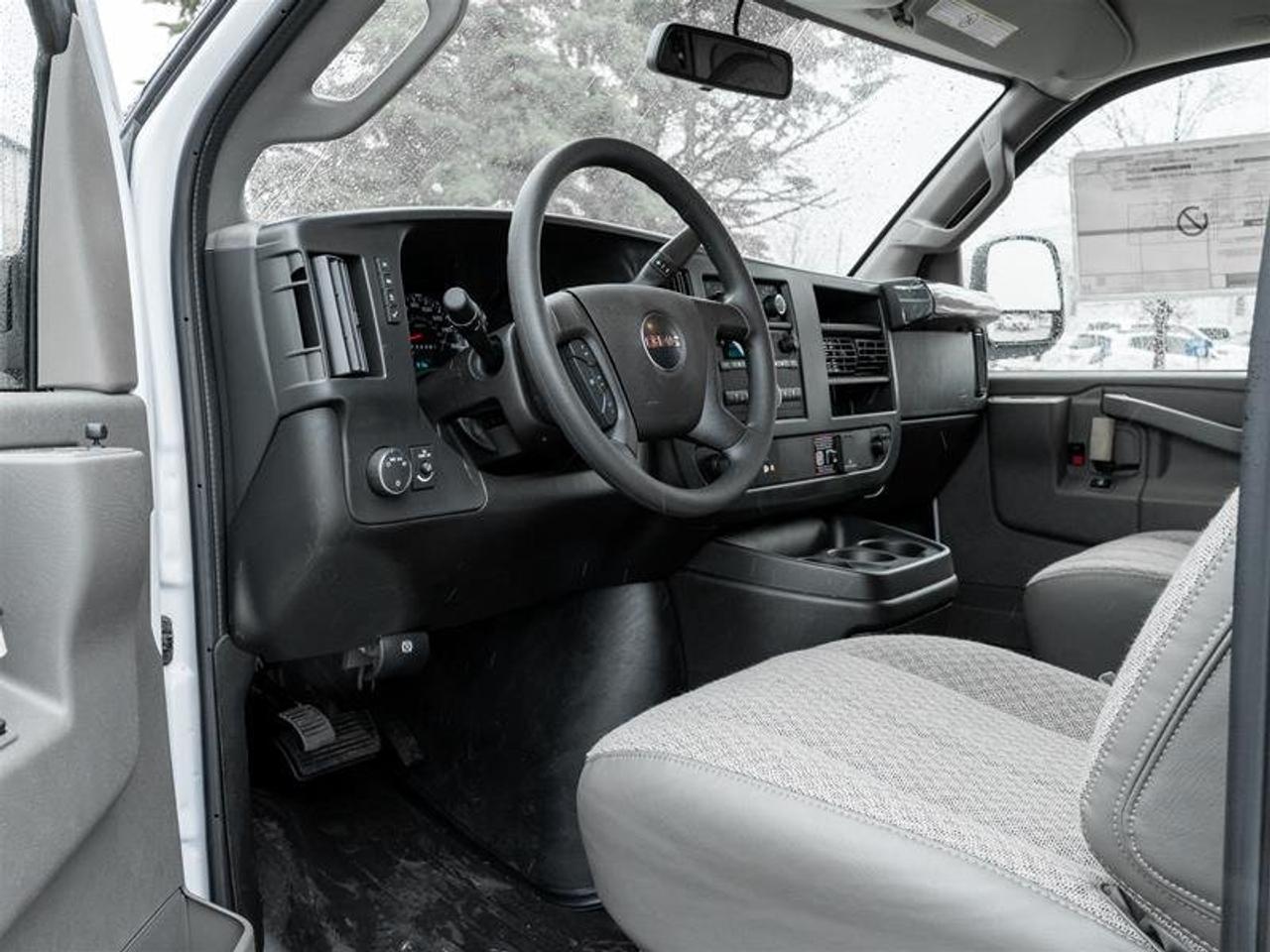 2026 GMC Savana Cargo 2500 WT 135'' Photo