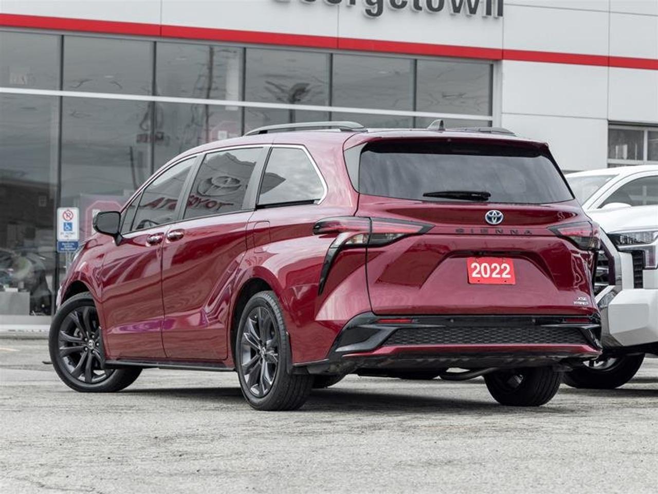 2022 Toyota Sienna Hybrid Sienna XSE 7-Pass Navi| JBL Audio| Backup Camera| Moonroof| XSE Photo