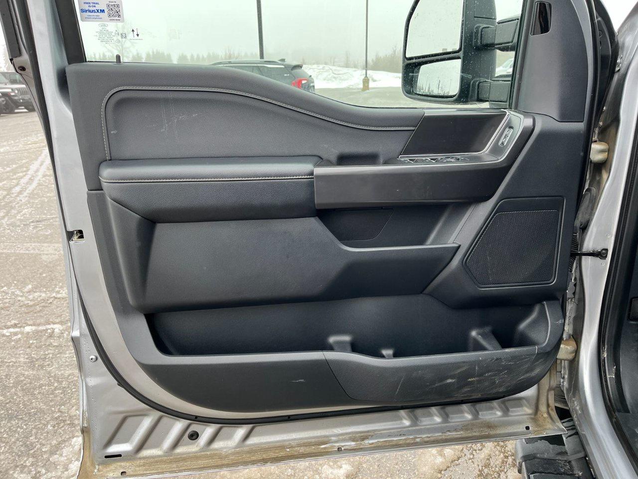 2024 Ford F-150 XLT 4WD SuperCrew 5.5' Box Photo