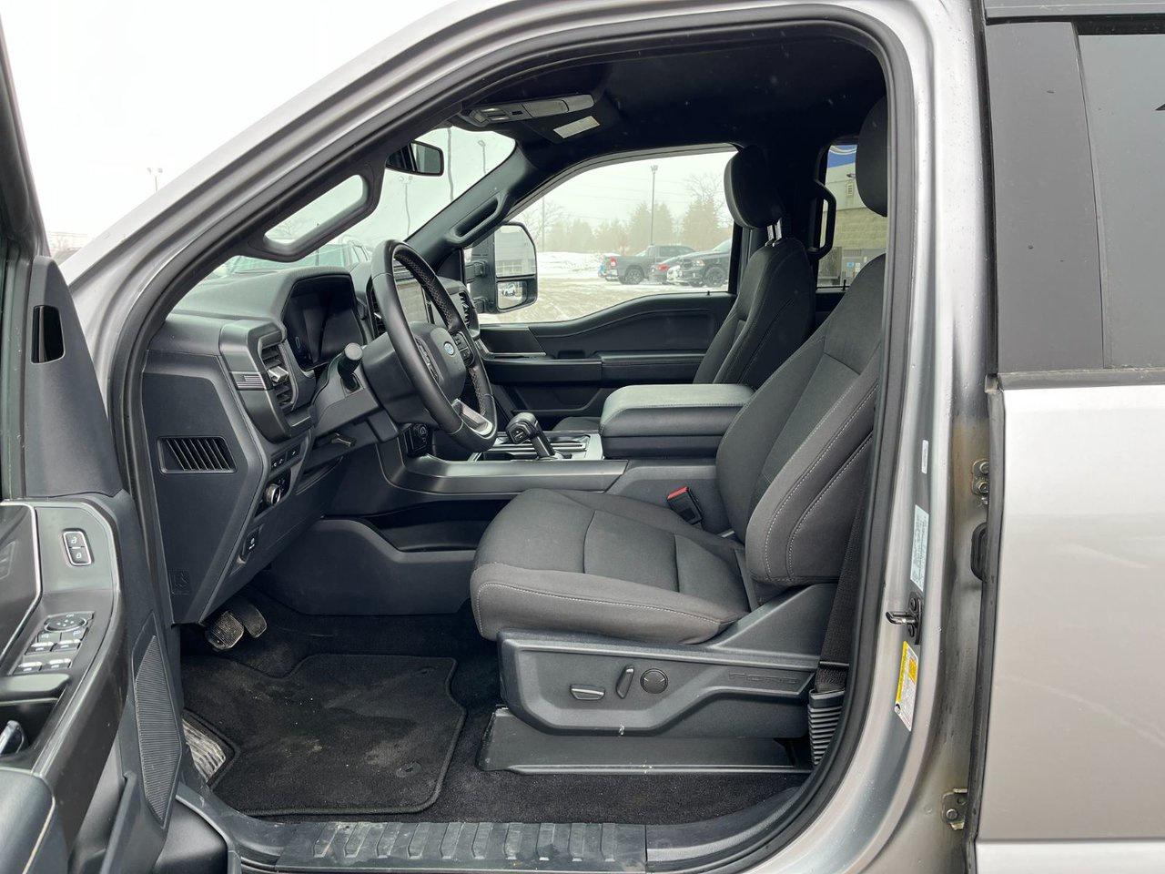 2024 Ford F-150 XLT 4WD SuperCrew 5.5' Box Photo