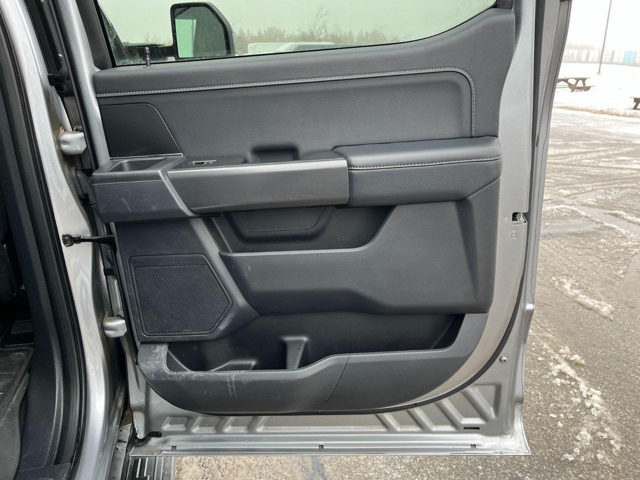 2024 Ford F-150 XLT 4WD SuperCrew 5.5' Box Photo