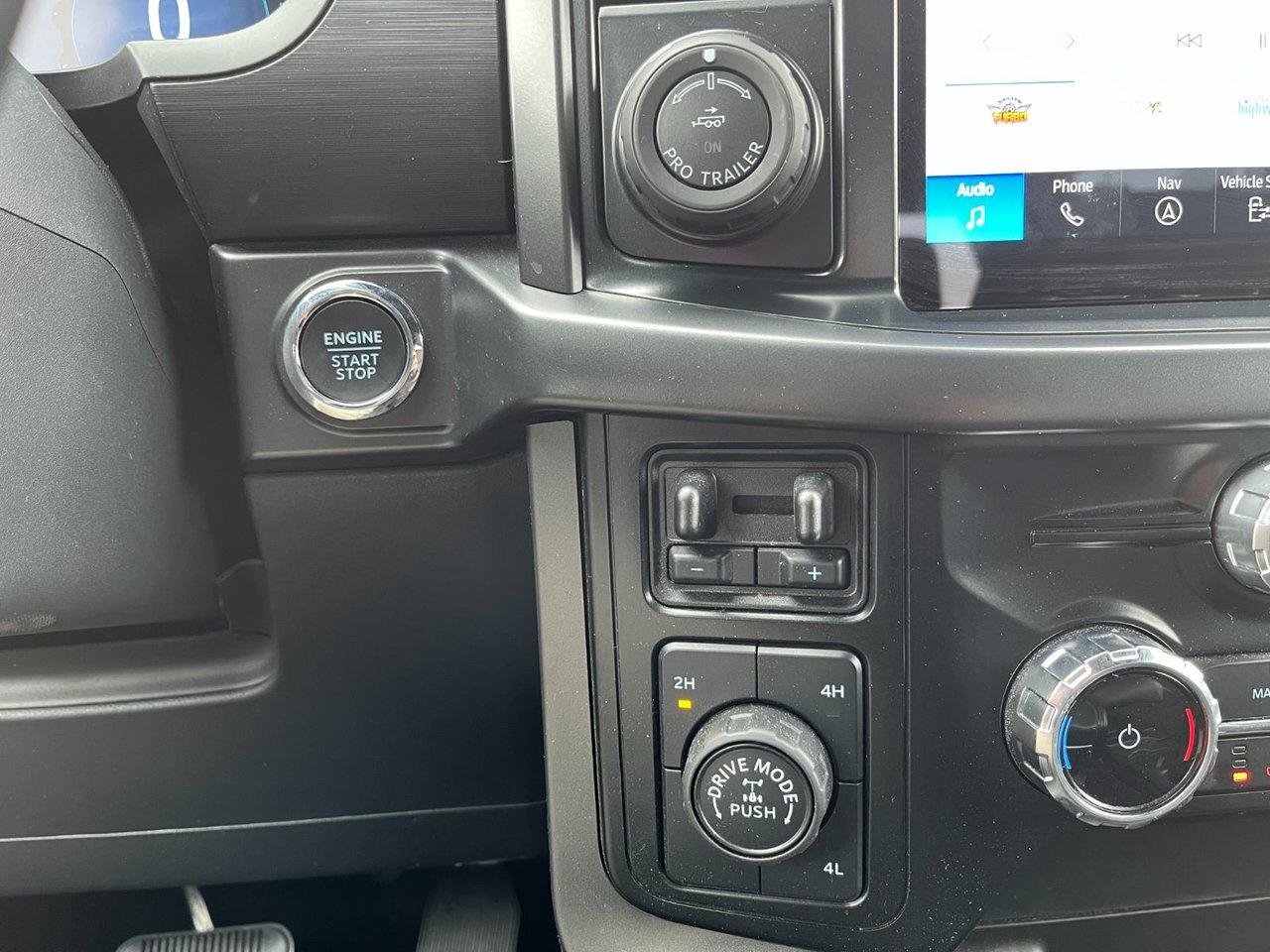 2024 Ford F-150 XLT 4WD SuperCrew 5.5' Box Photo