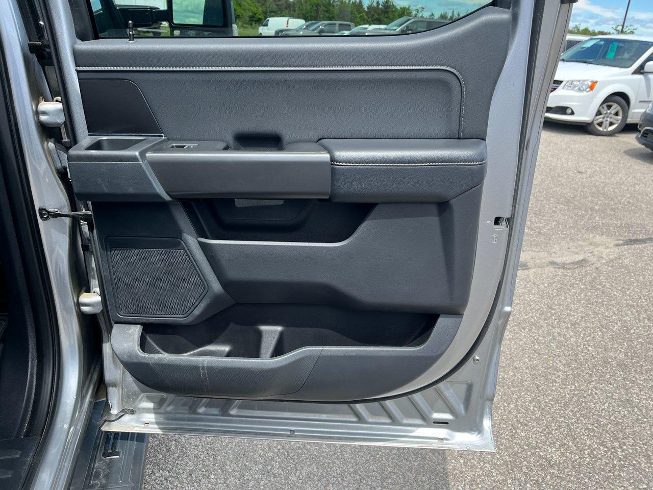 2024 Ford F-150 XLT 4WD SuperCrew 5.5' Box Photo