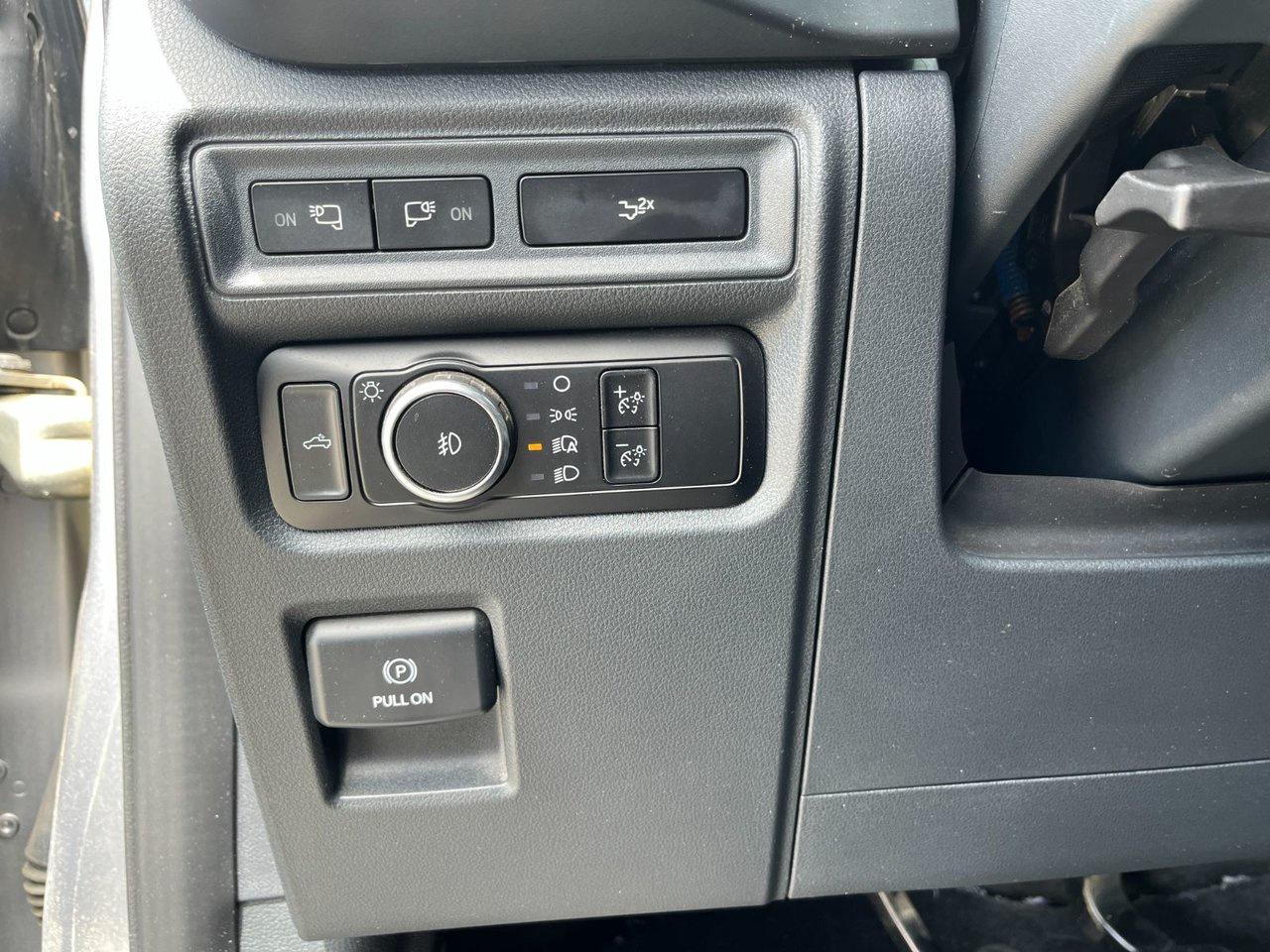 2024 Ford F-150 XLT 4WD SuperCrew 5.5' Box Photo