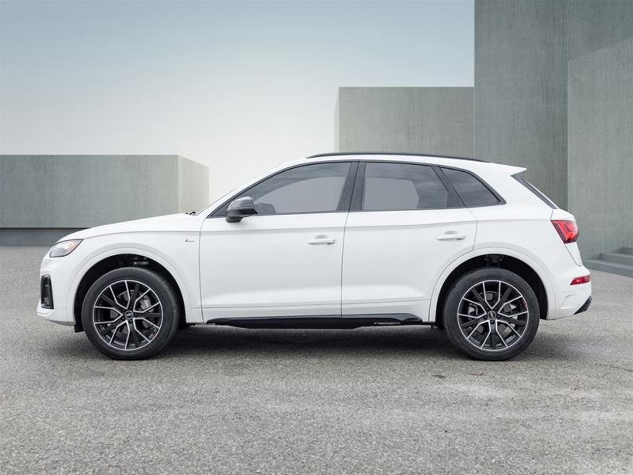 2022 Audi Q5 45 2.0T Technik quattro 7sp S Tronic Photo2