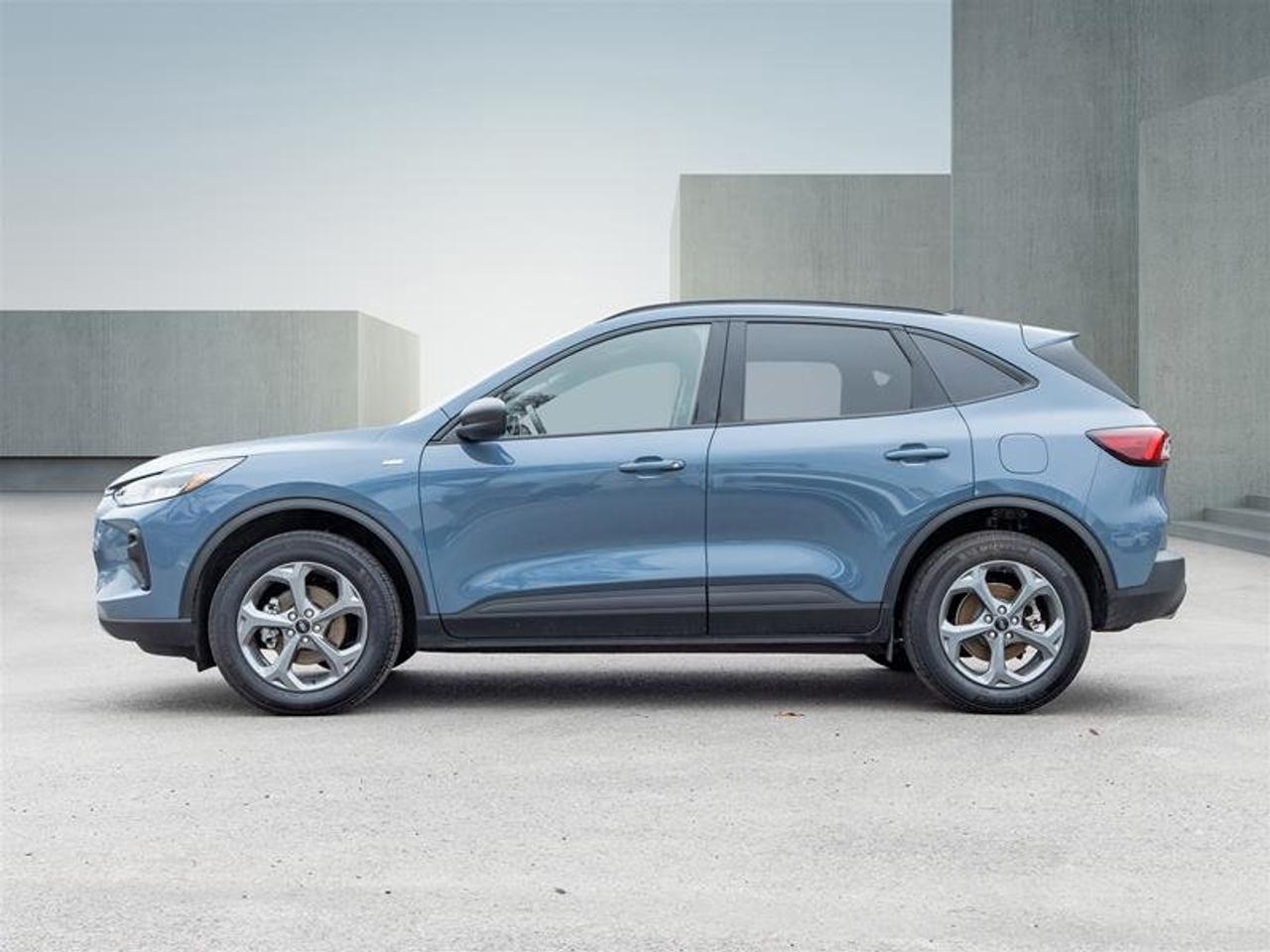 2025 Ford Escape ST-Line AWD Photo2