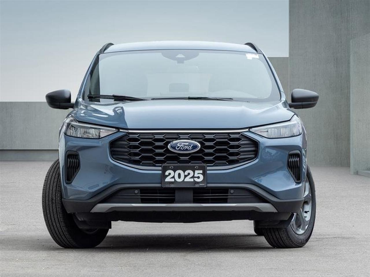 2025 Ford Escape ST-Line AWD Photo