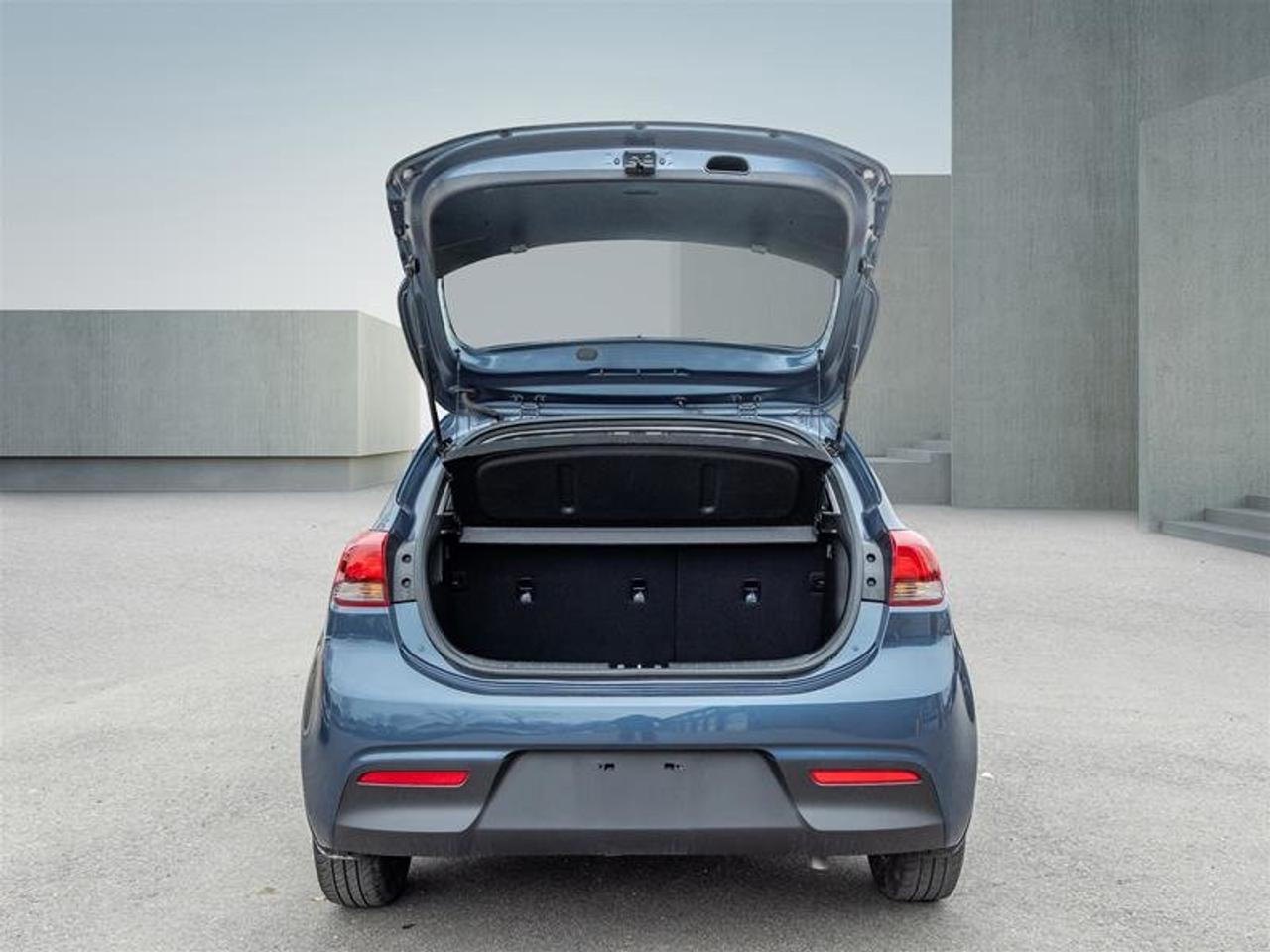 2023 Kia Rio (5) LX+ IVT Photo