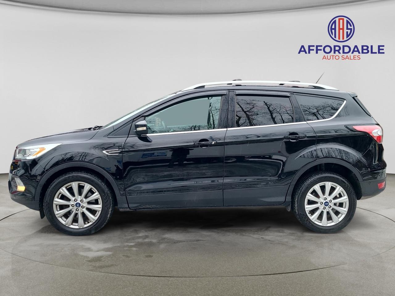 2018 Ford Escape Titanium - Photo #2