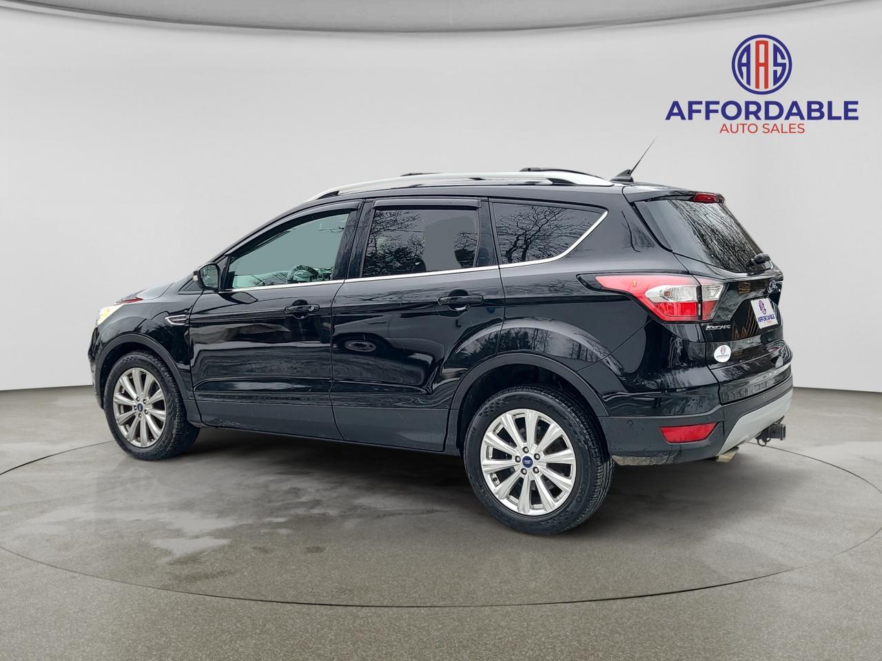 2018 Ford Escape Titanium - Photo #3