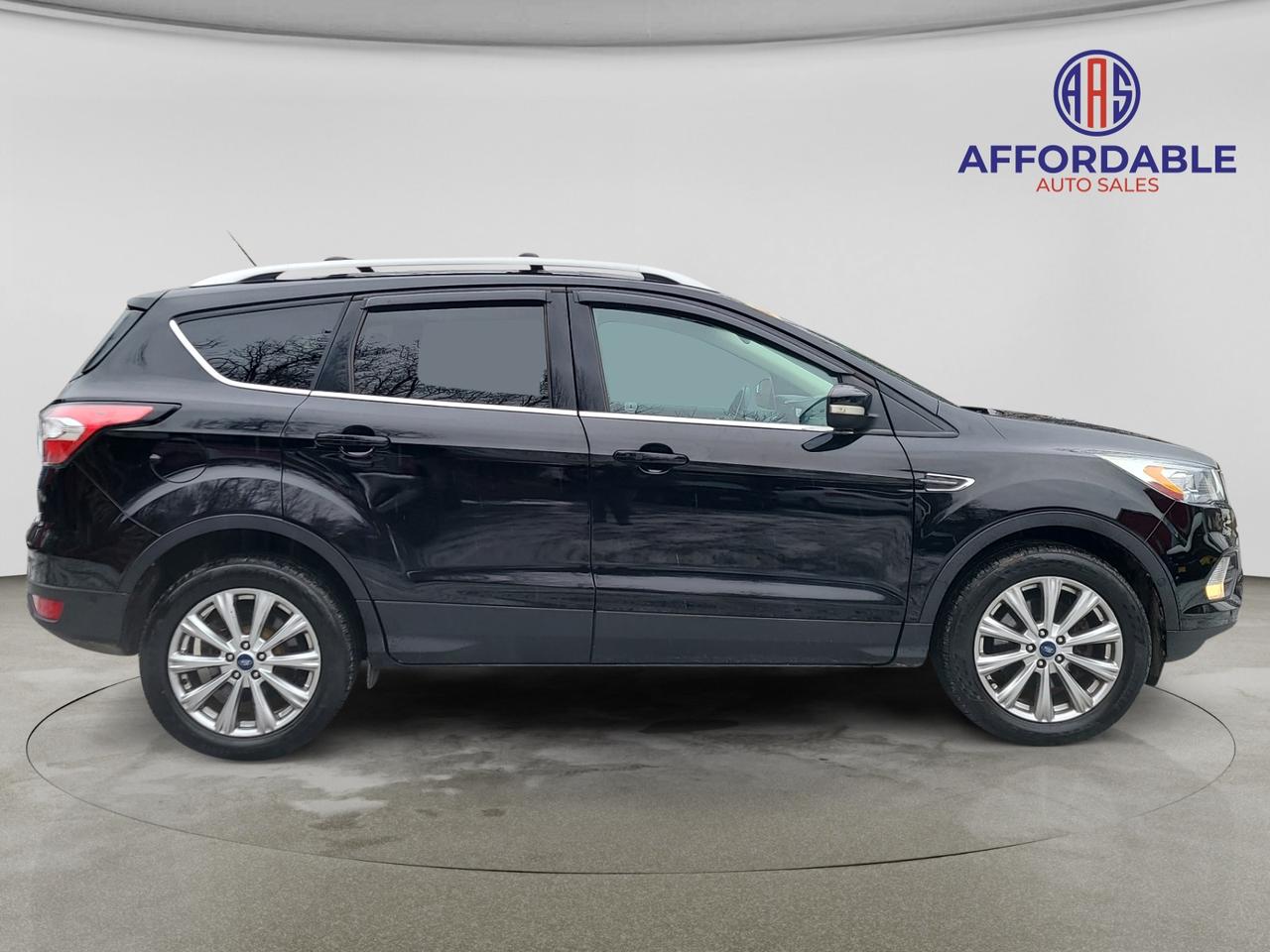 2018 Ford Escape Titanium - Photo #6