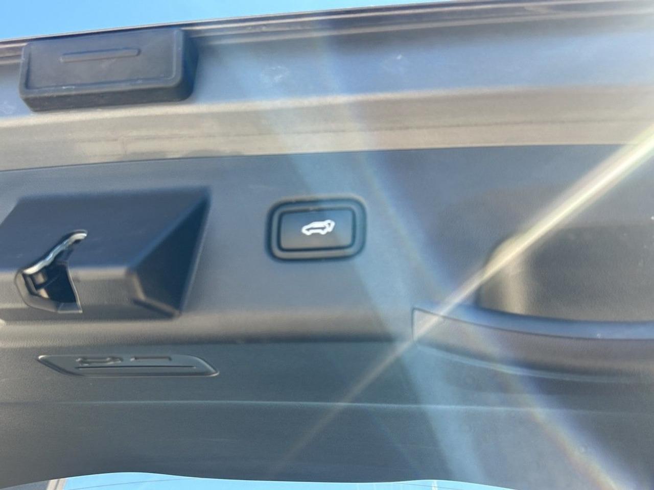 2023 Hyundai Tucson Plug-In Hybrid Luxury Photo