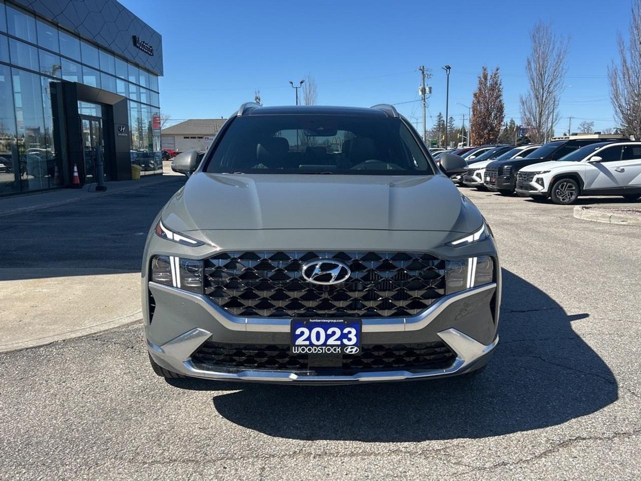 2023 Hyundai Santa Fe Ultimate Calligraphy AWD 2.5T Photo2