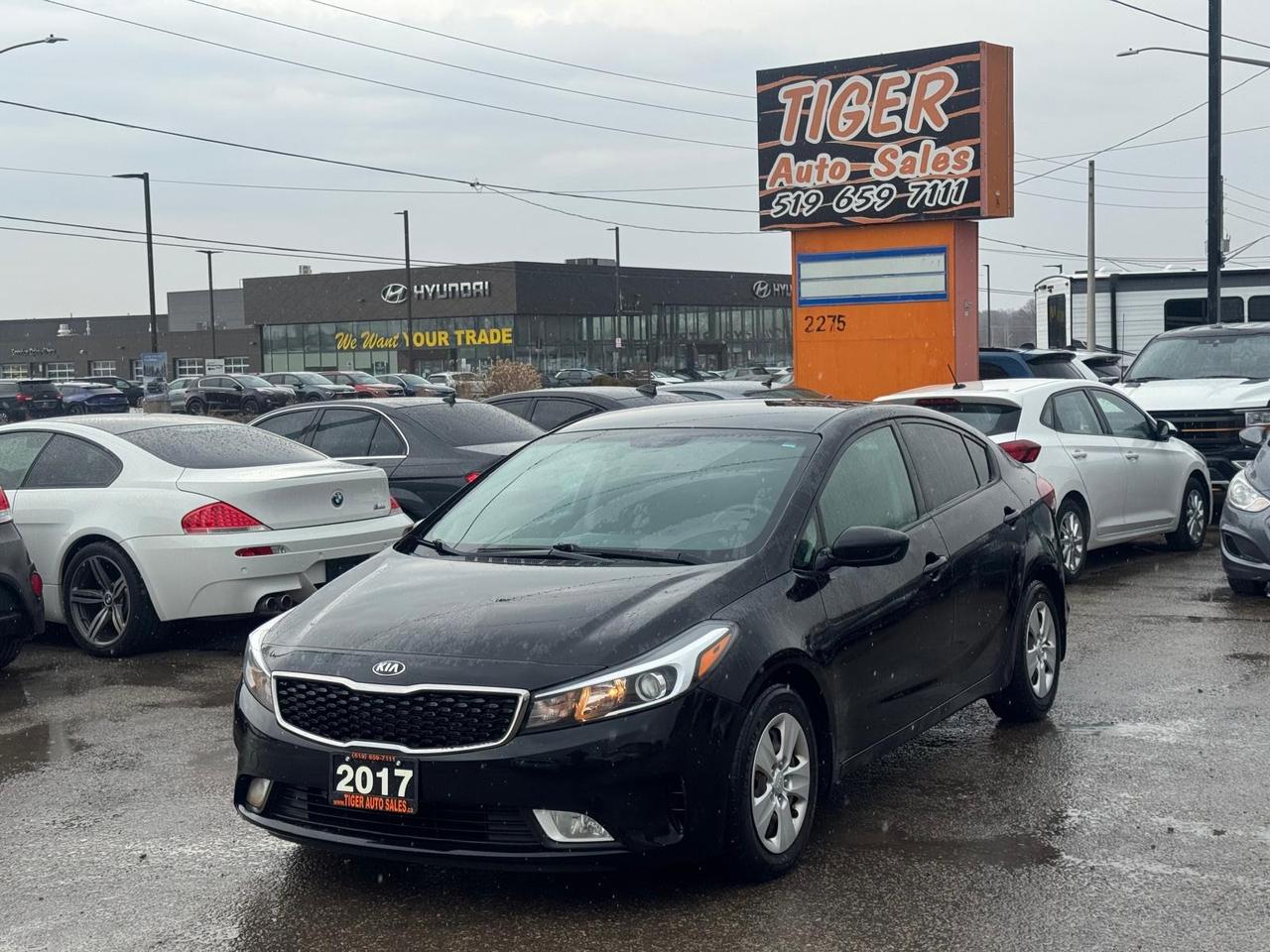 2017 Kia Forte LX, NO ACCIDENTS, FUEL SAVER, CERTIFIED - Photo #1