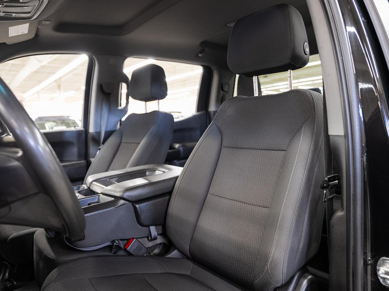 2021 GMC Sierra 1500 CREW CAB 4WD | 157" Bed | Heated Seats | CarPlay