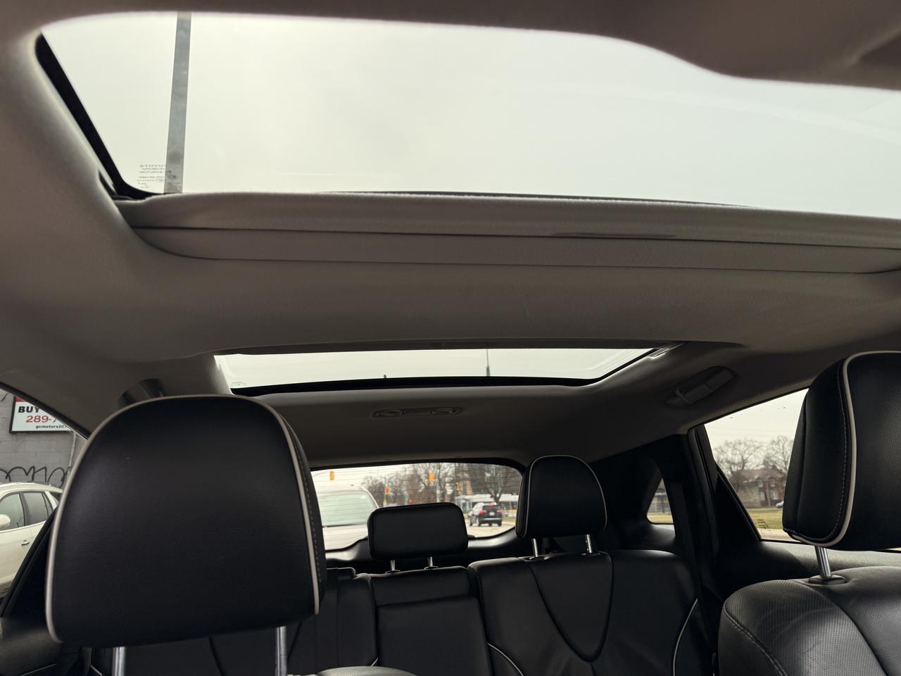 2014 Toyota Venza 4dr Wgn AWD limited Photo