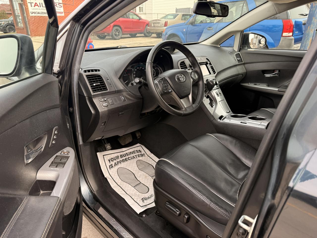 2014 Toyota Venza 4dr Wgn AWD limited Photo