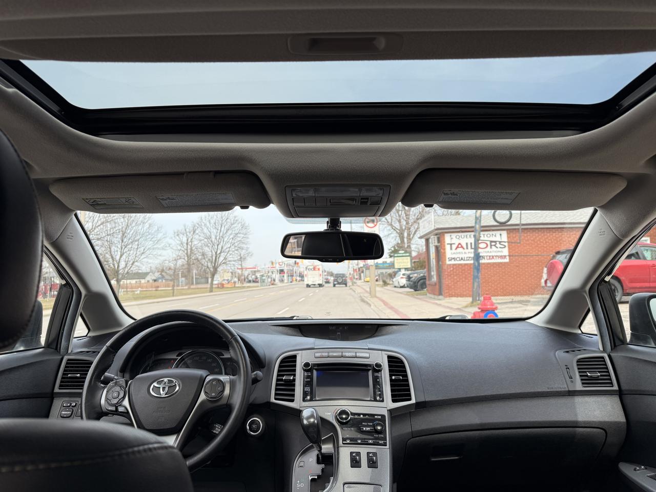 2014 Toyota Venza 4dr Wgn AWD limited Photo