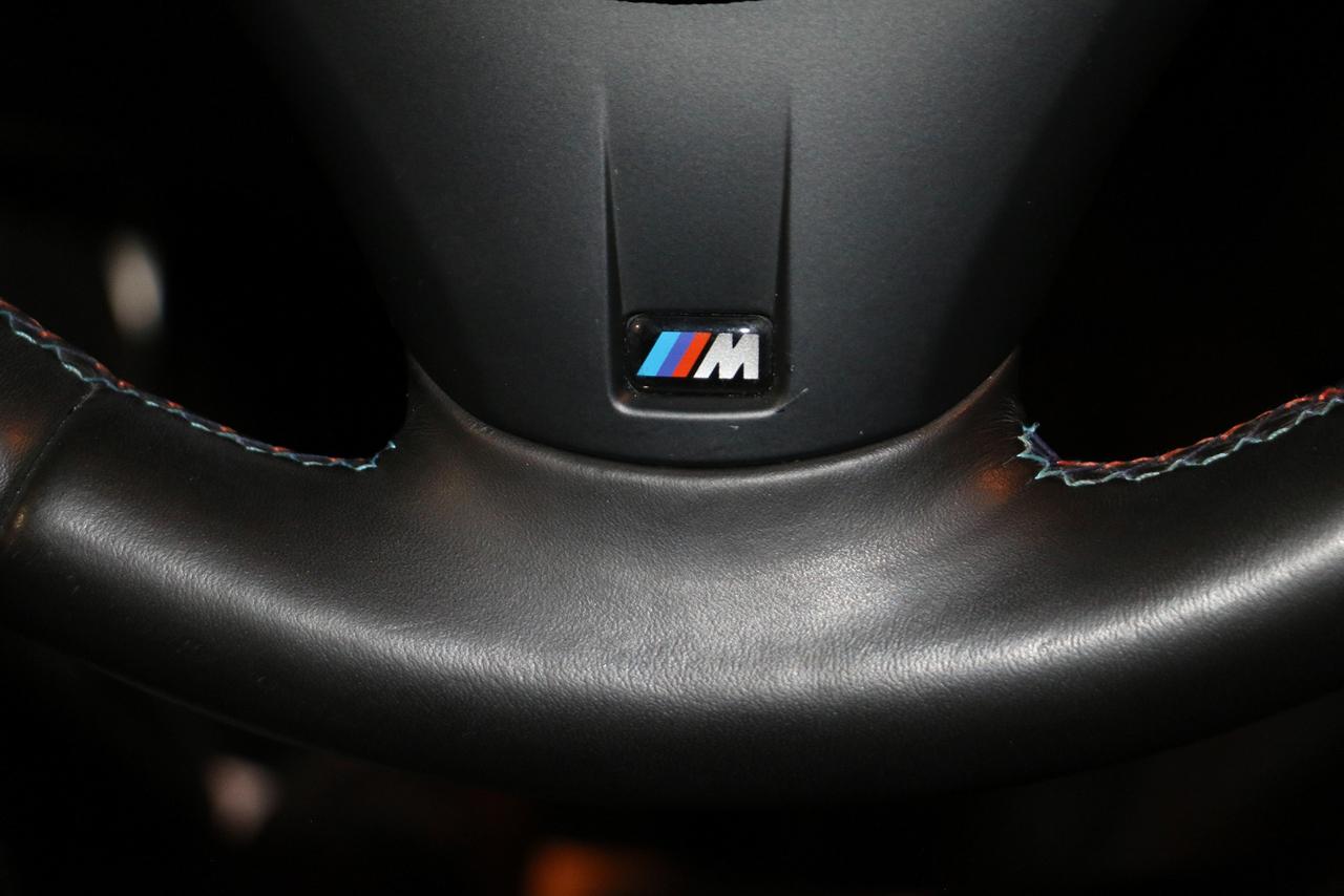 2009 BMW M3 - LEATHER|SUNROOF|NAVIGATION|HEATED SEATS Photo