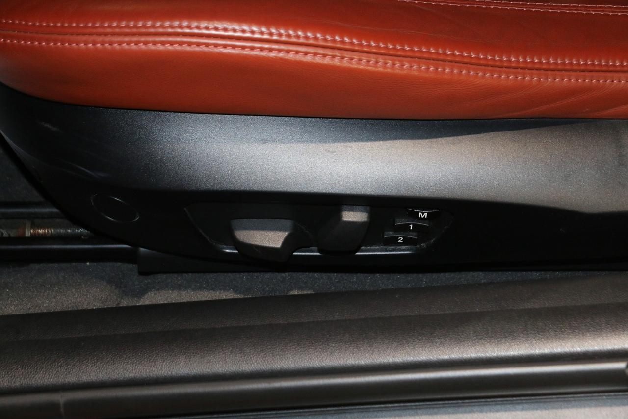 2009 BMW M3 - LEATHER|SUNROOF|NAVIGATION|HEATED SEATS Photo