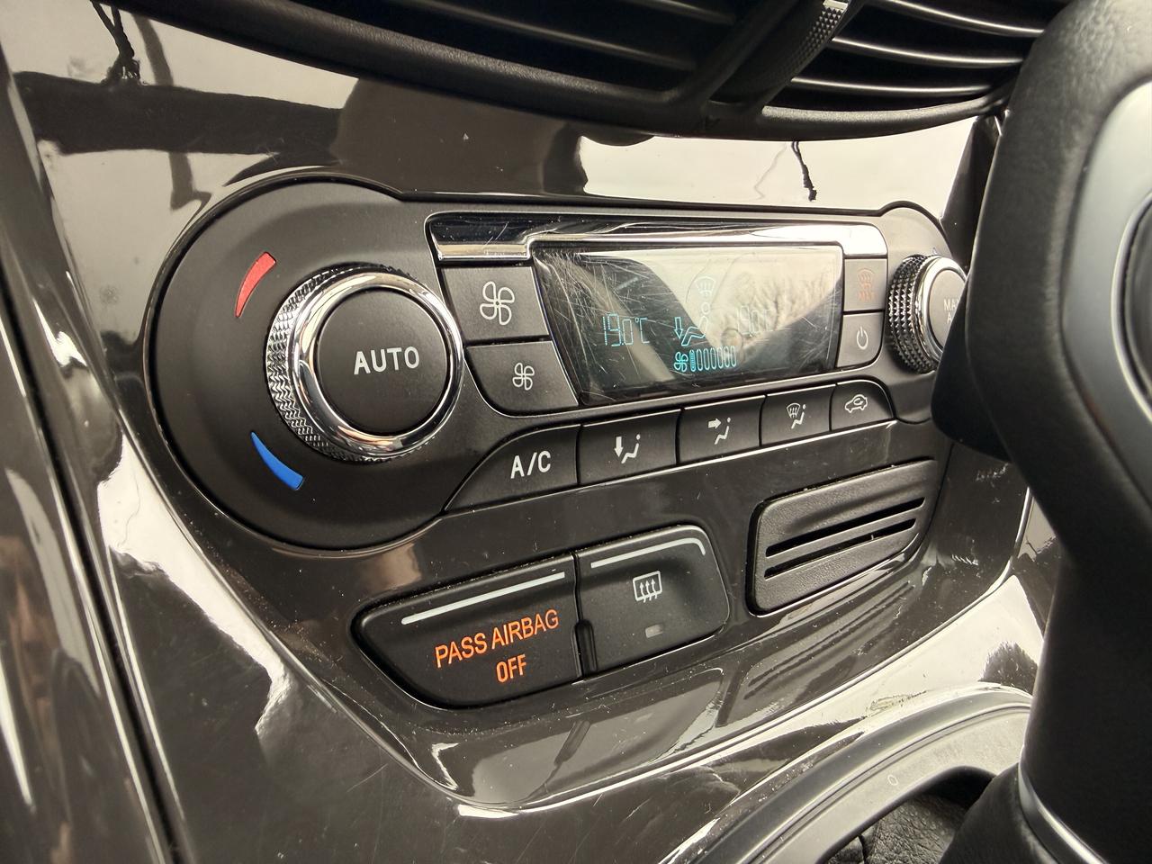 2016 Ford Escape 4WD 4DR TITANIUM Photo