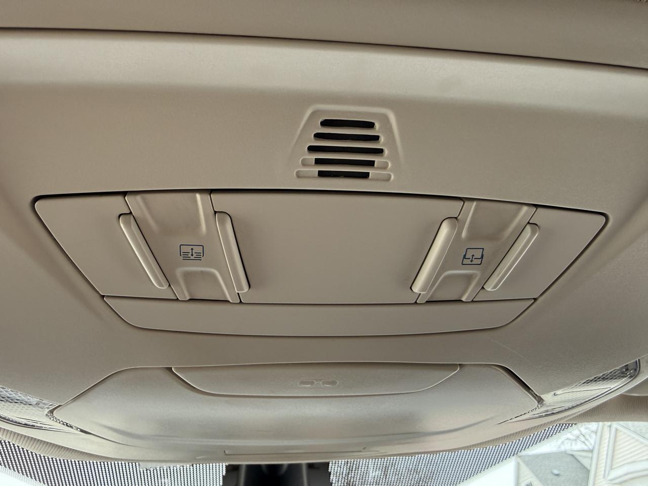 2016 Ford Escape 4WD 4DR TITANIUM Photo