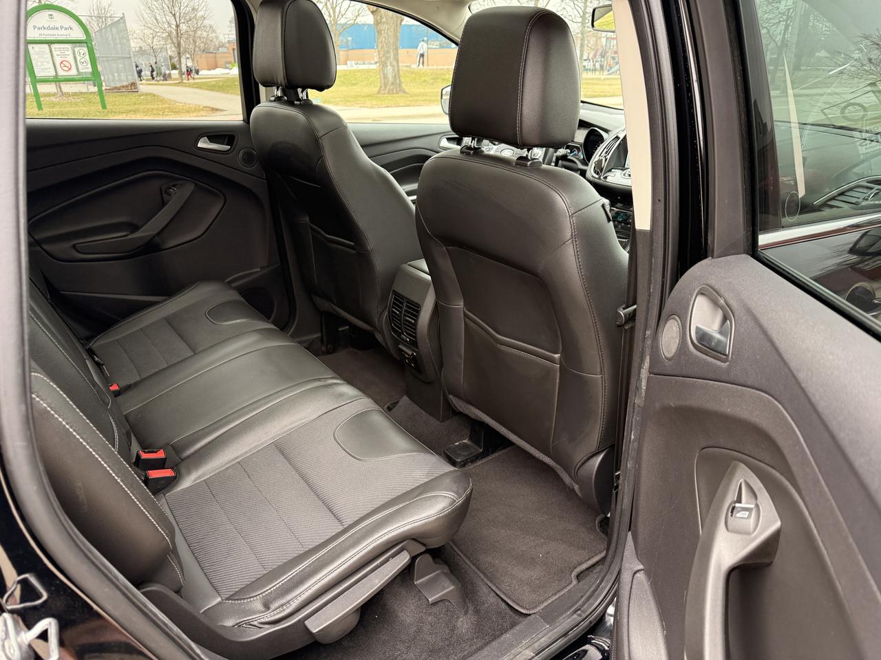 2016 Ford Escape 4WD 4DR TITANIUM Photo