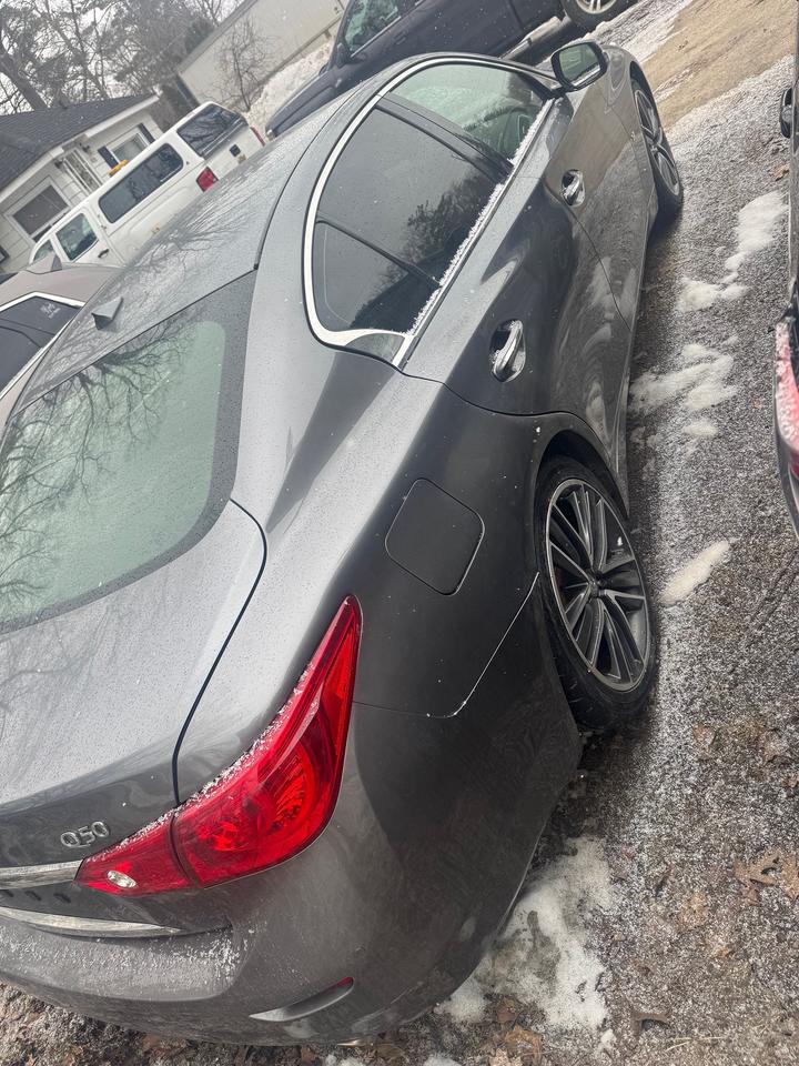 2015 Infiniti Q50 Sport Photo