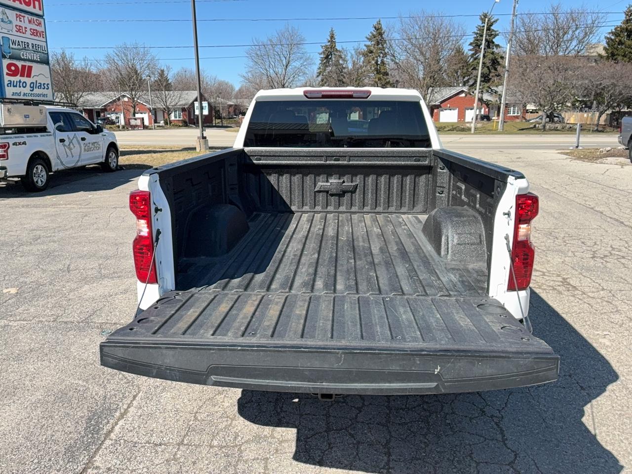 2024 Chevrolet Silverado 1500 CustomTrailBossZ71CrewCab 4WD 2.7L4cylGas 6'7"Box Photo