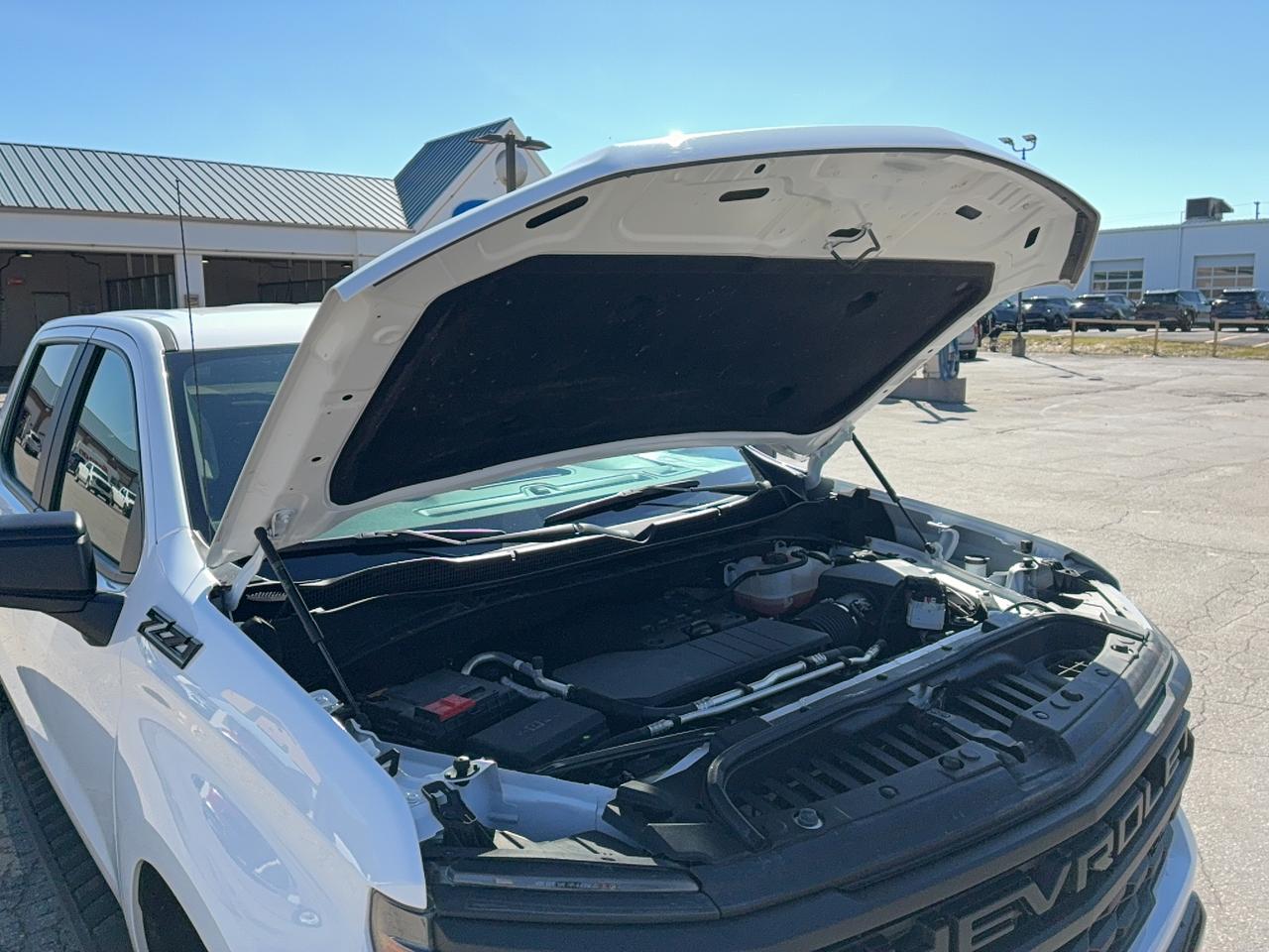 2024 Chevrolet Silverado 1500 CustomTrailBossZ71CrewCab 4WD 2.7L4cylGas 6'7"Box Photo
