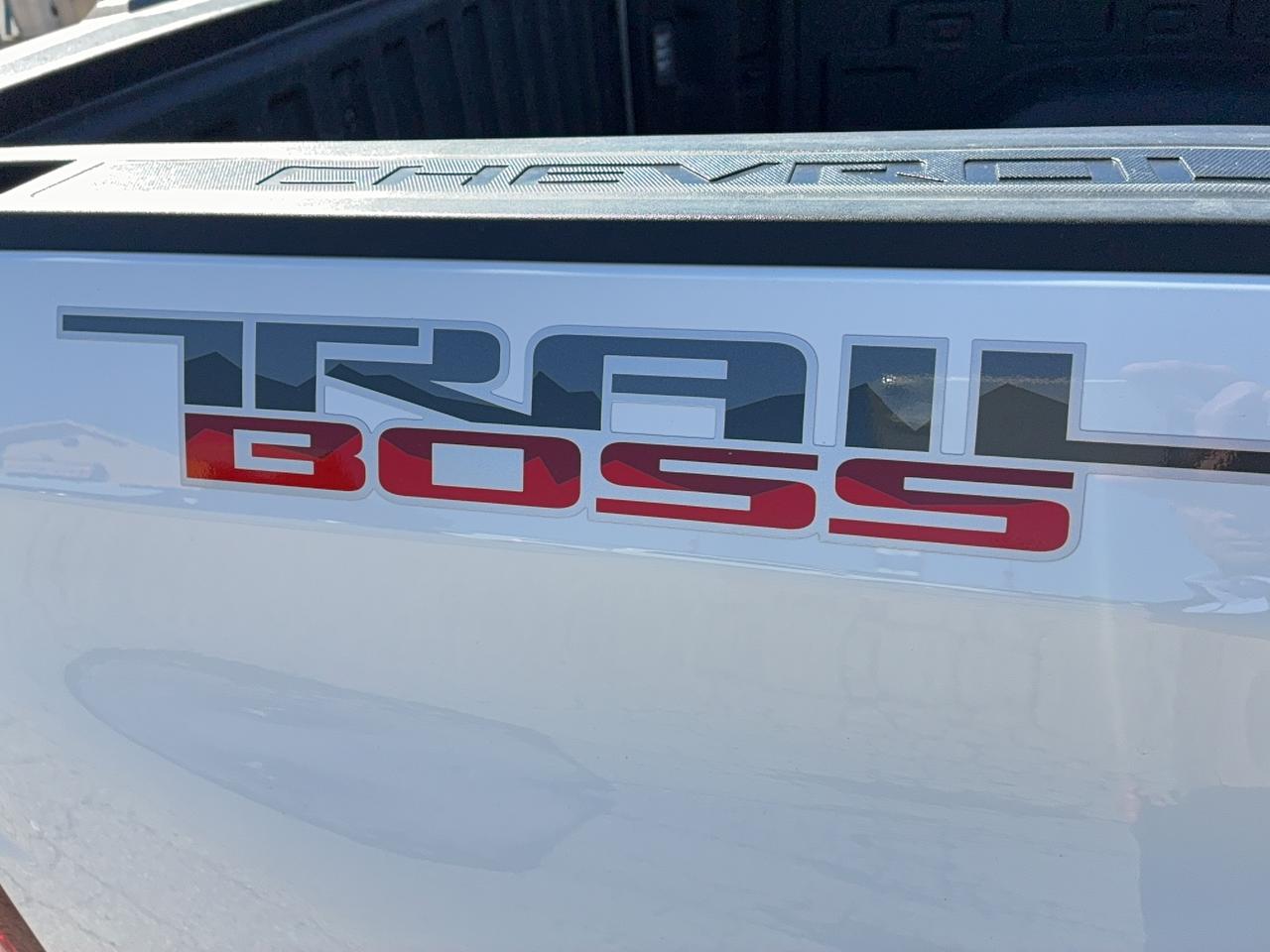 2024 Chevrolet Silverado 1500 CustomTrailBossZ71CrewCab 4WD 2.7L4cylGas 6'7"Box Photo
