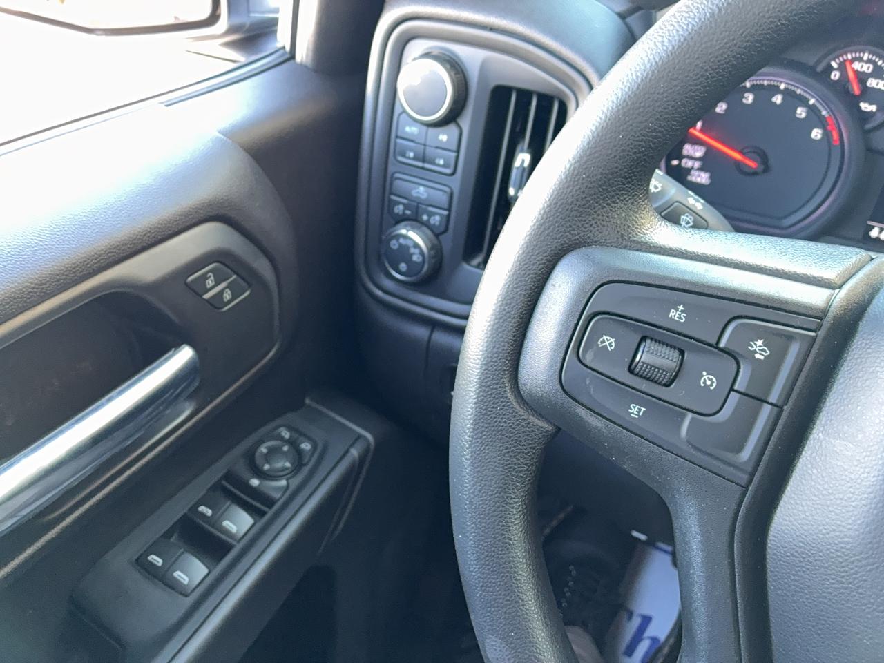 2024 Chevrolet Silverado 1500 CustomTrailBossZ71CrewCab 4WD 2.7L4cylGas 6'7"Box Photo