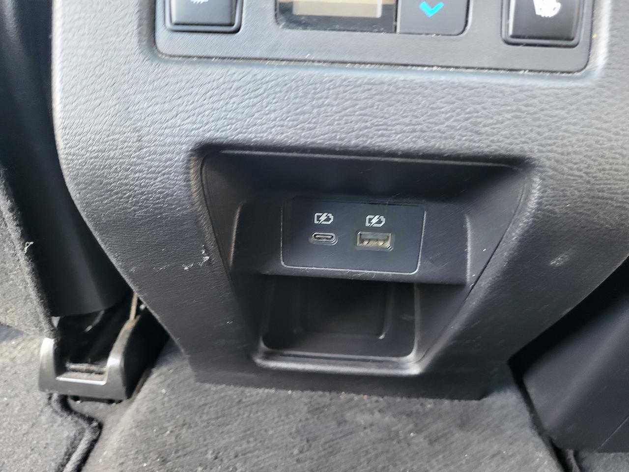 2022 Mitsubishi Outlander SEL Photo