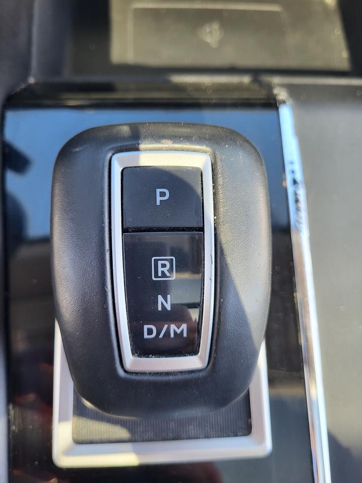 2022 Mitsubishi Outlander SEL Photo