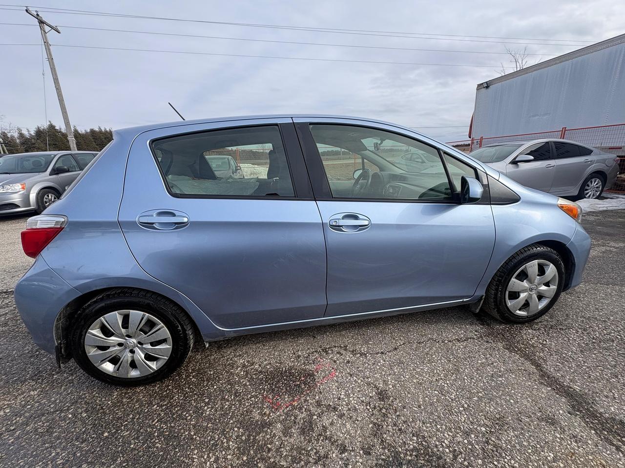 2012 Toyota Yaris LE Photo