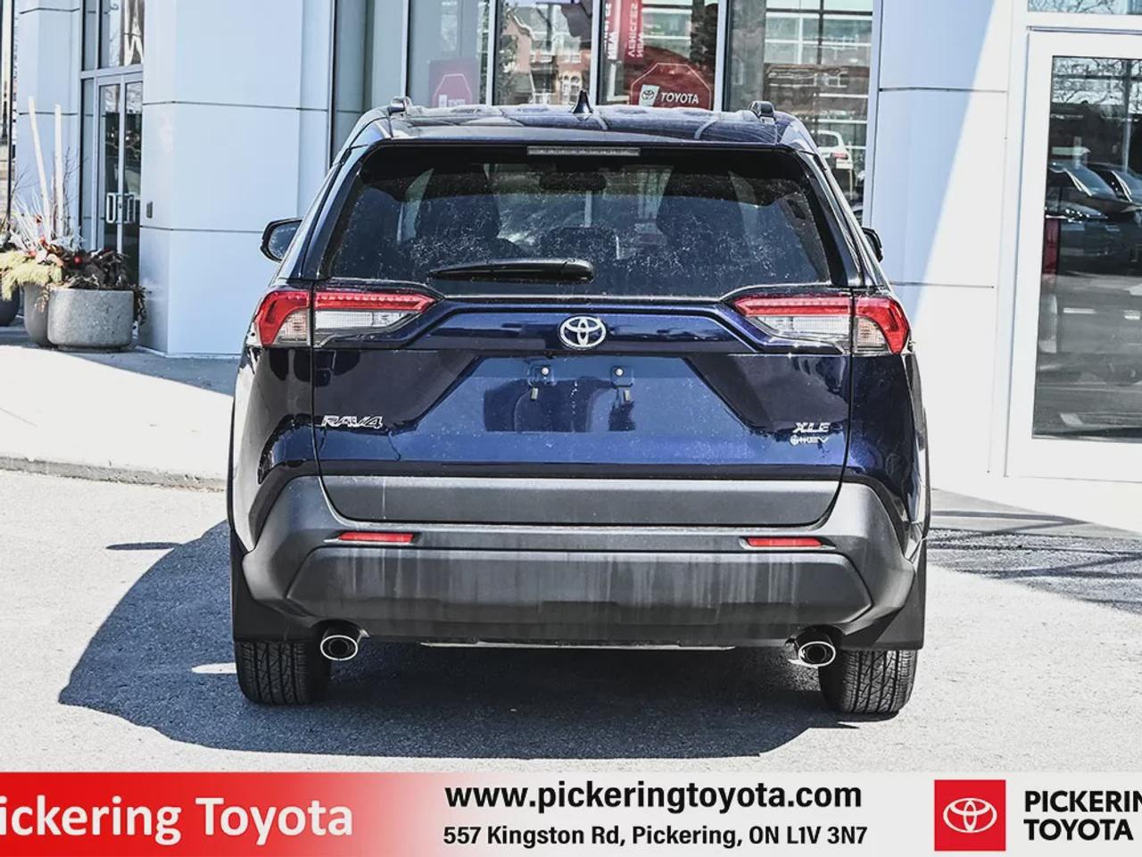 2025 Toyota RAV4 Hybrid XLE Photo