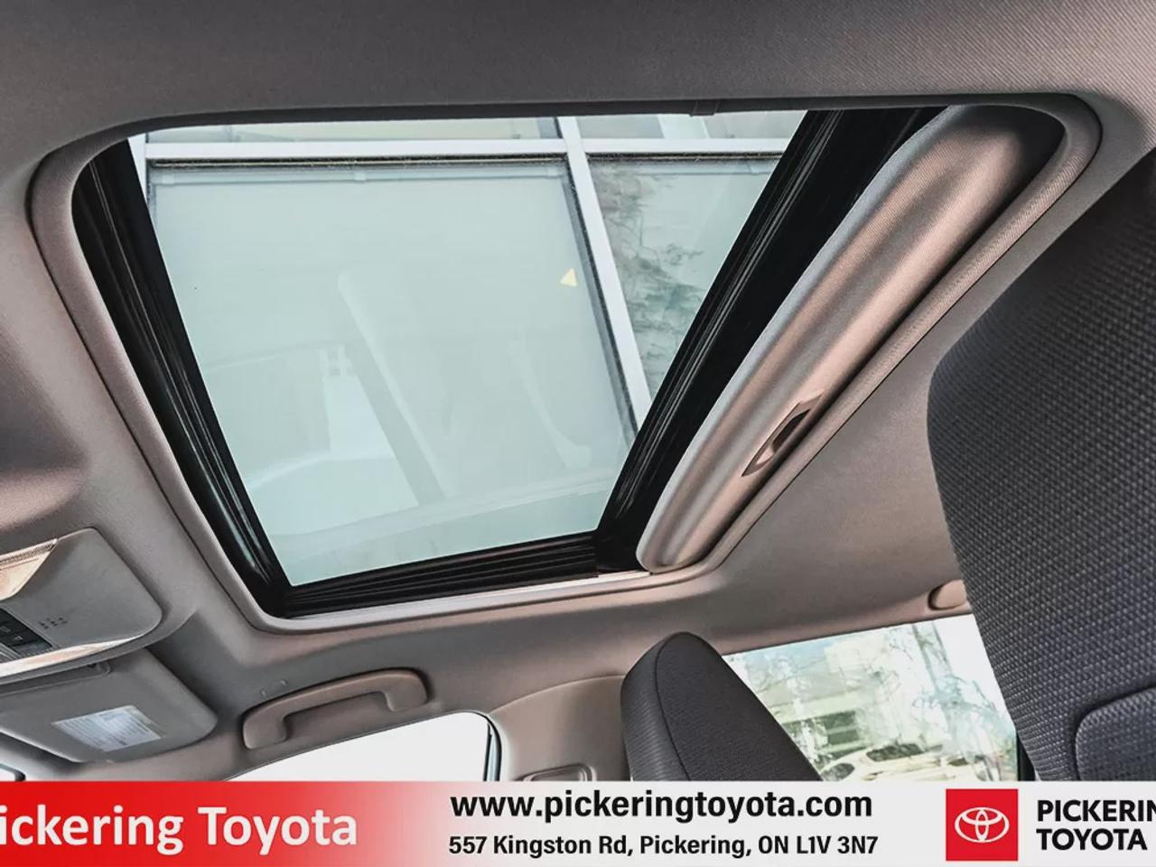 2025 Toyota RAV4 Hybrid XLE Photo
