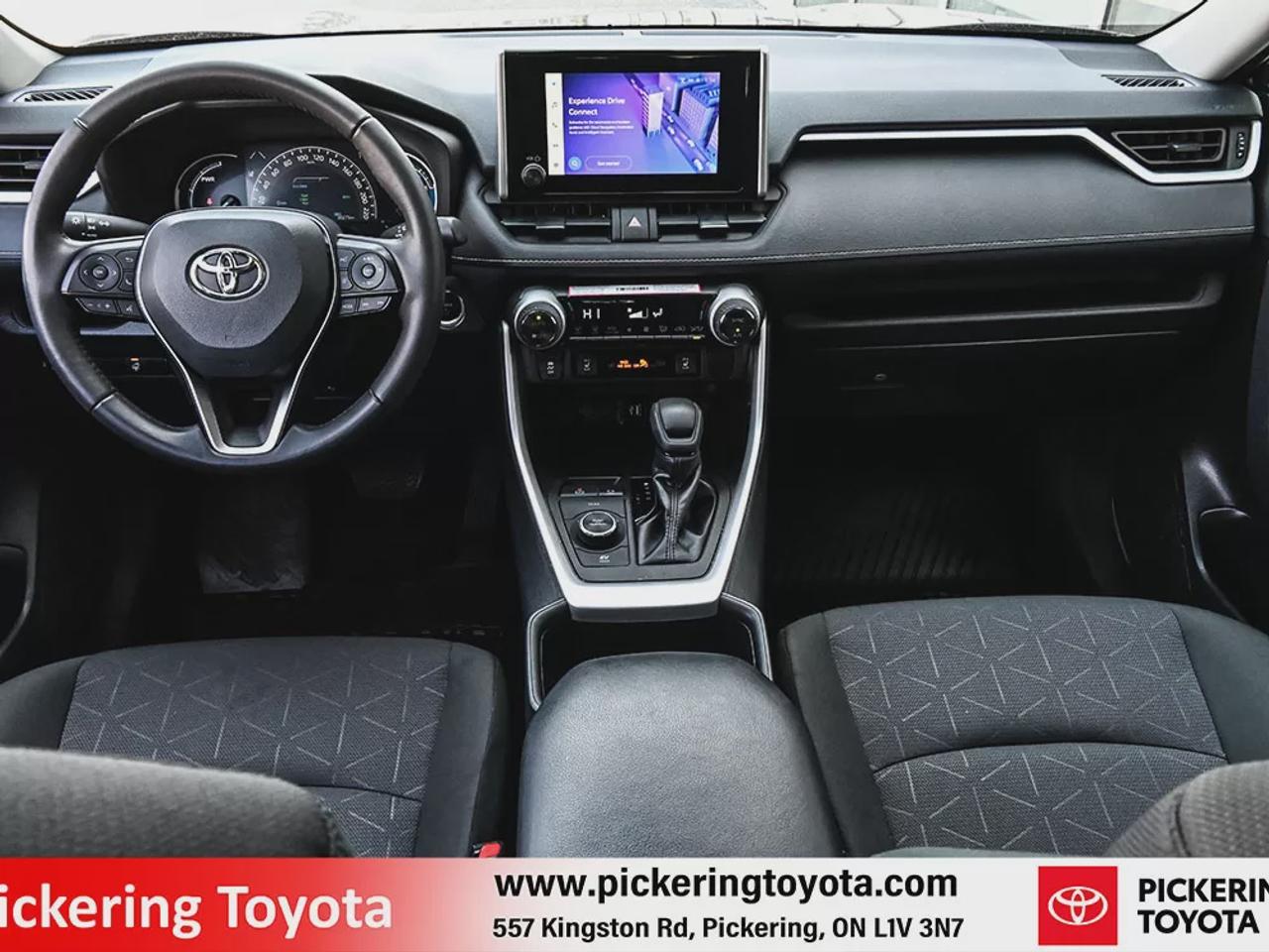 2025 Toyota RAV4 Hybrid XLE Photo