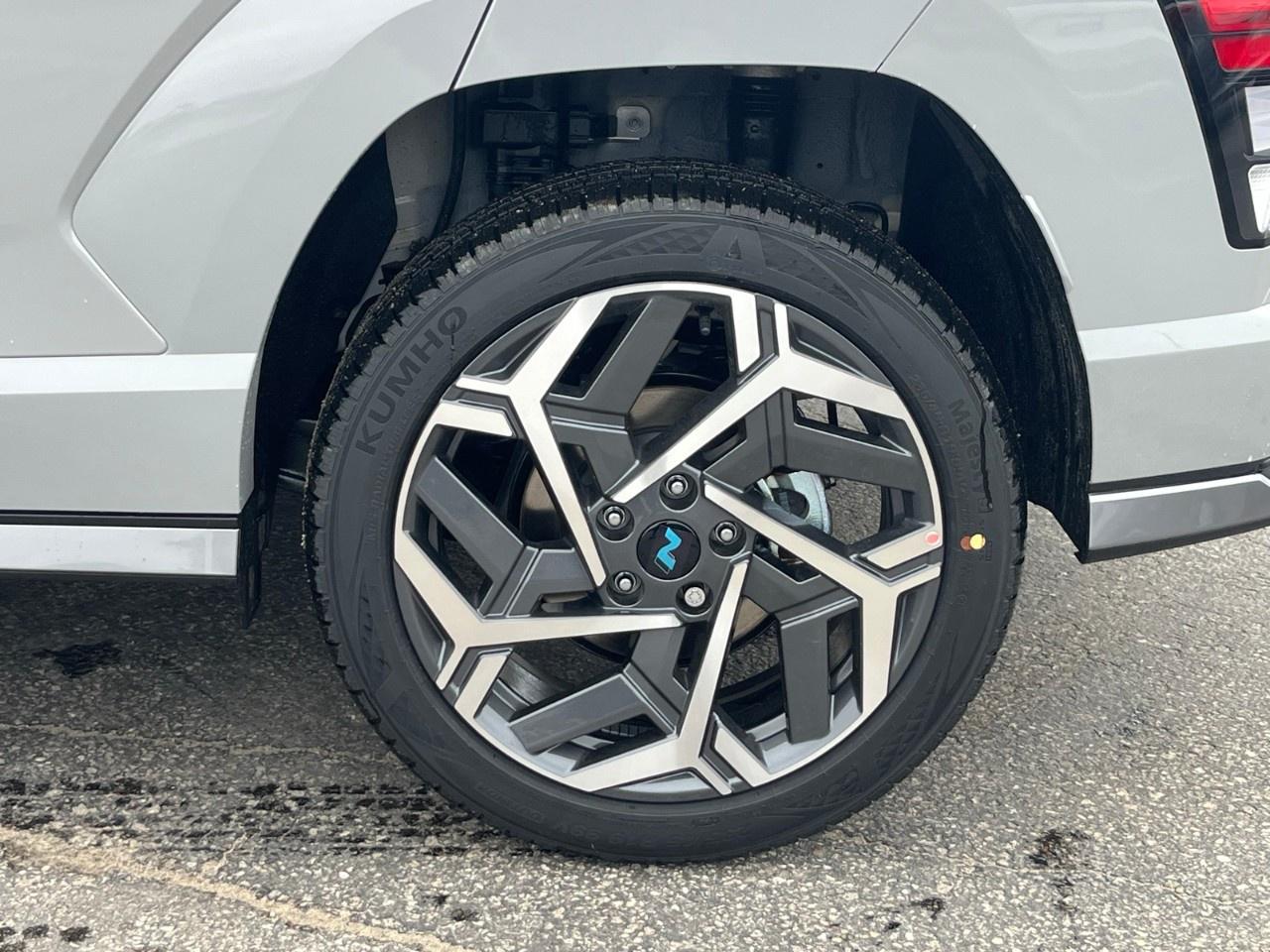 2026 Hyundai KONA 1.6T N Line AWD w/Two-Tone Roof Photo3