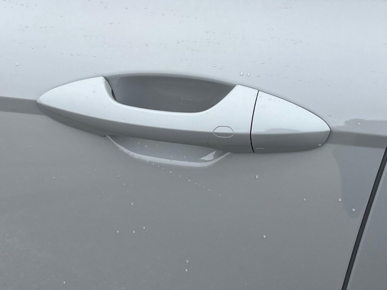 2026 Hyundai KONA 1.6T N Line AWD w/Two-Tone Roof Photo