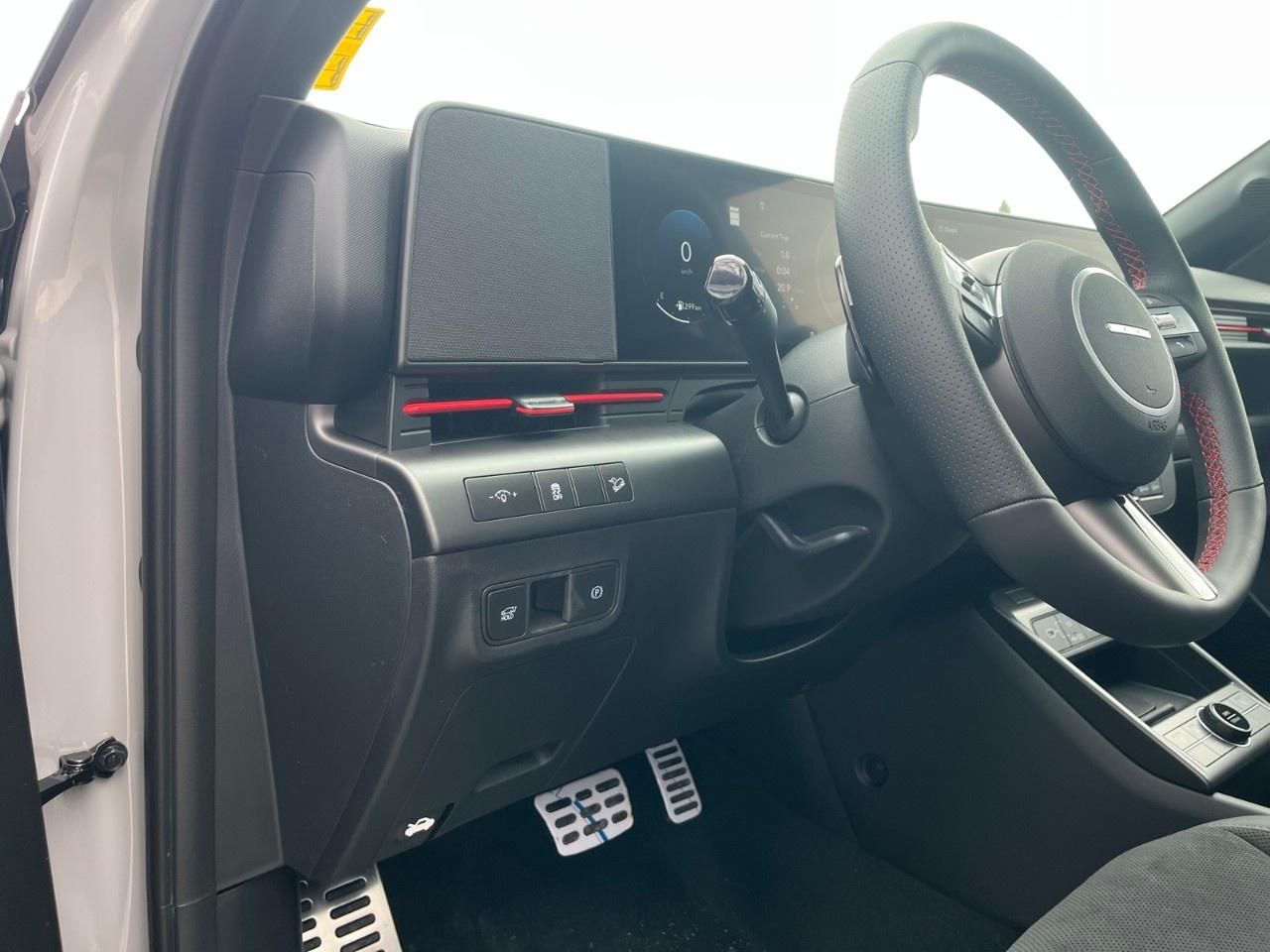 2026 Hyundai KONA 1.6T N Line AWD w/Two-Tone Roof Photo