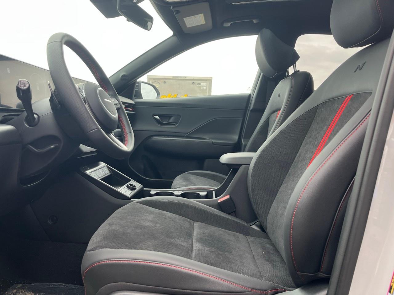 2026 Hyundai KONA 1.6T N Line AWD w/Two-Tone Roof Photo