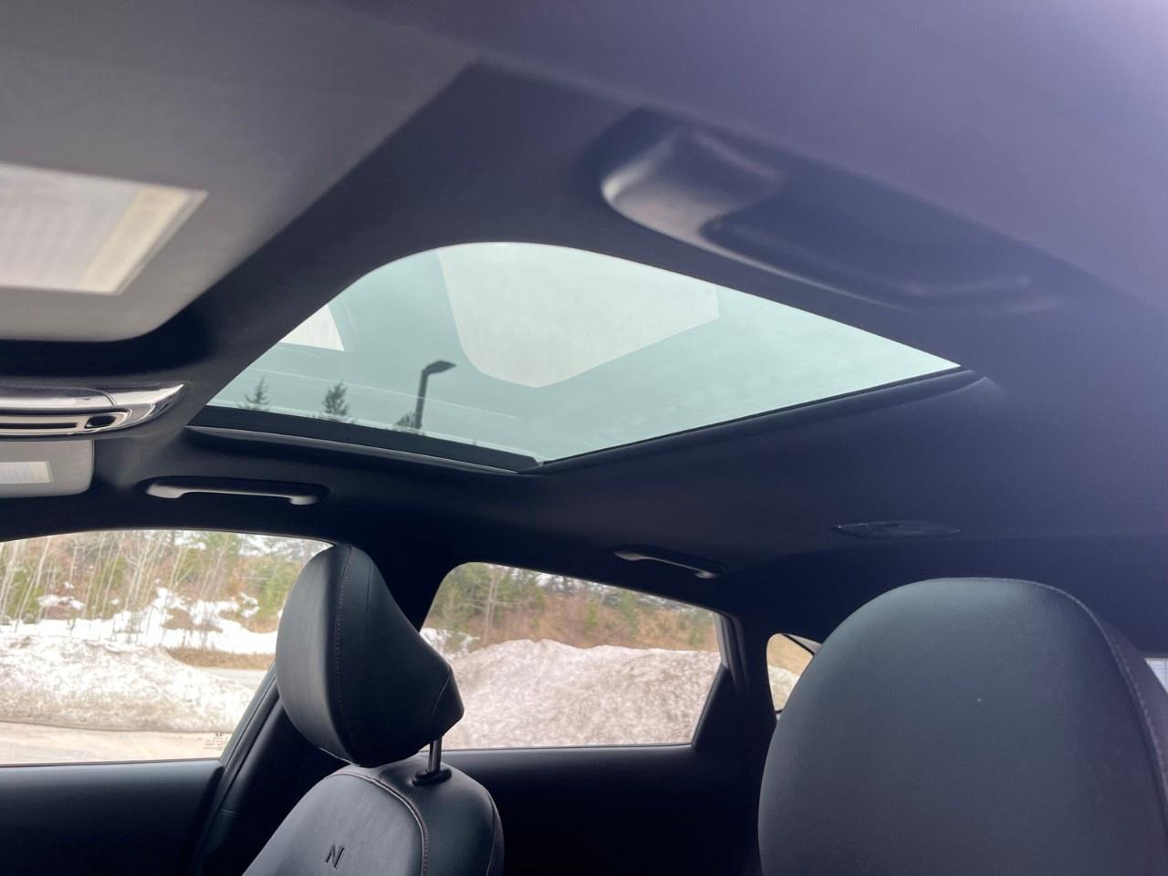 2026 Hyundai KONA 1.6T N Line AWD w/Two-Tone Roof Photo